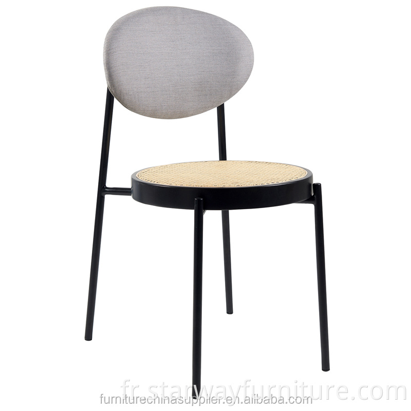 Modern New Design Design Nordic Rotin Dinning Chaises à manger avec cadre en métal pour la chaise d'intérieur Canne